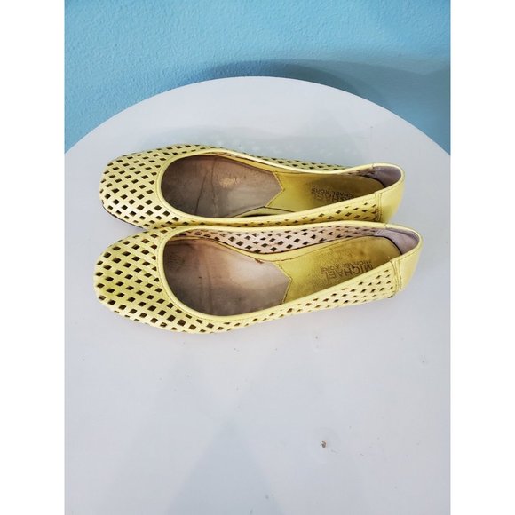 MICHAEL KORS Yellow Flat Ballet SLIP ON Diamond cutout shape SHOES Sz7.5 WOMEN - Picture 7 of 8